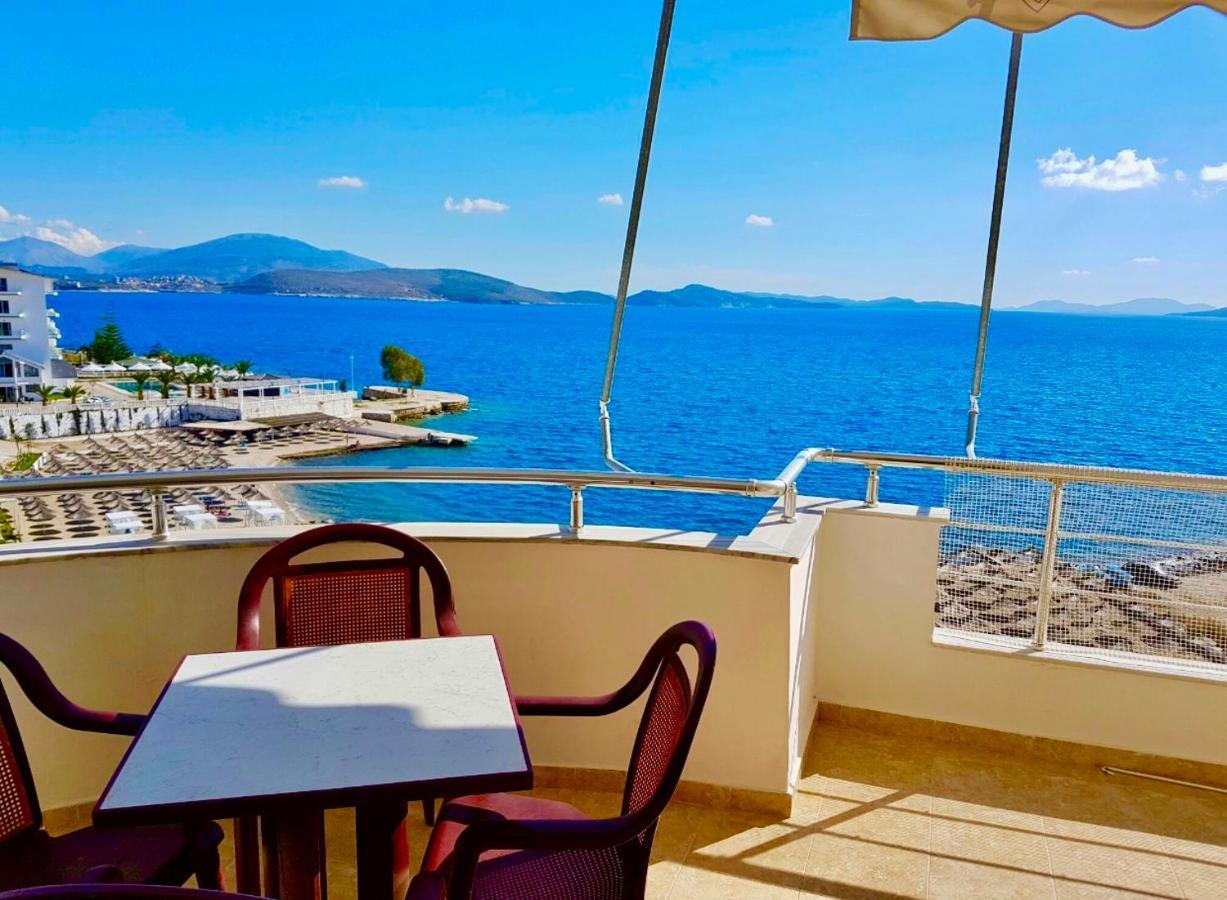 Majki Beach Apartments Sarandë エクステリア 写真