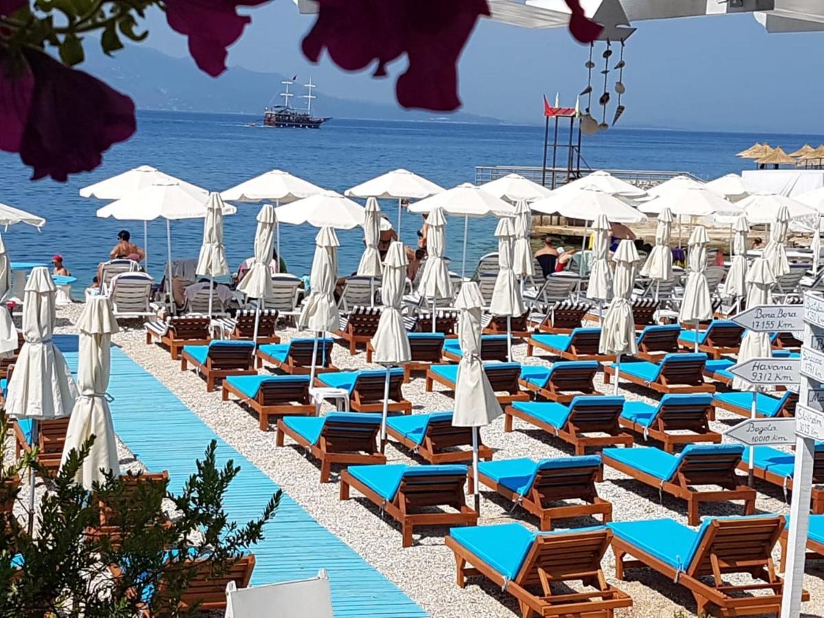 Majki Beach Apartments Sarandë エクステリア 写真