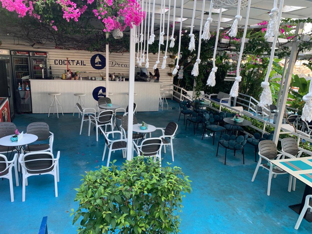 Majki Beach Apartments Sarandë エクステリア 写真