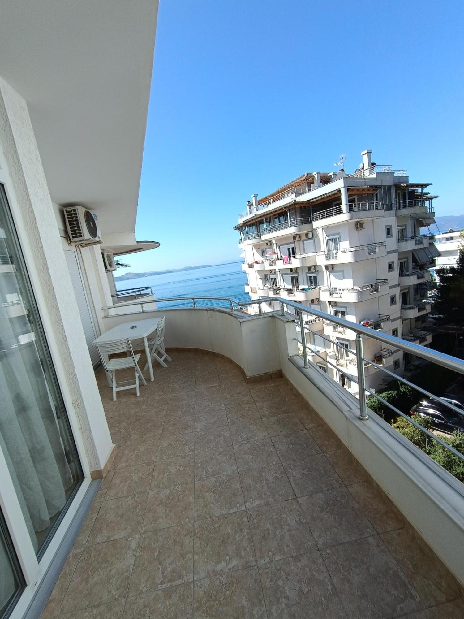 Majki Beach Apartments Sarandë エクステリア 写真