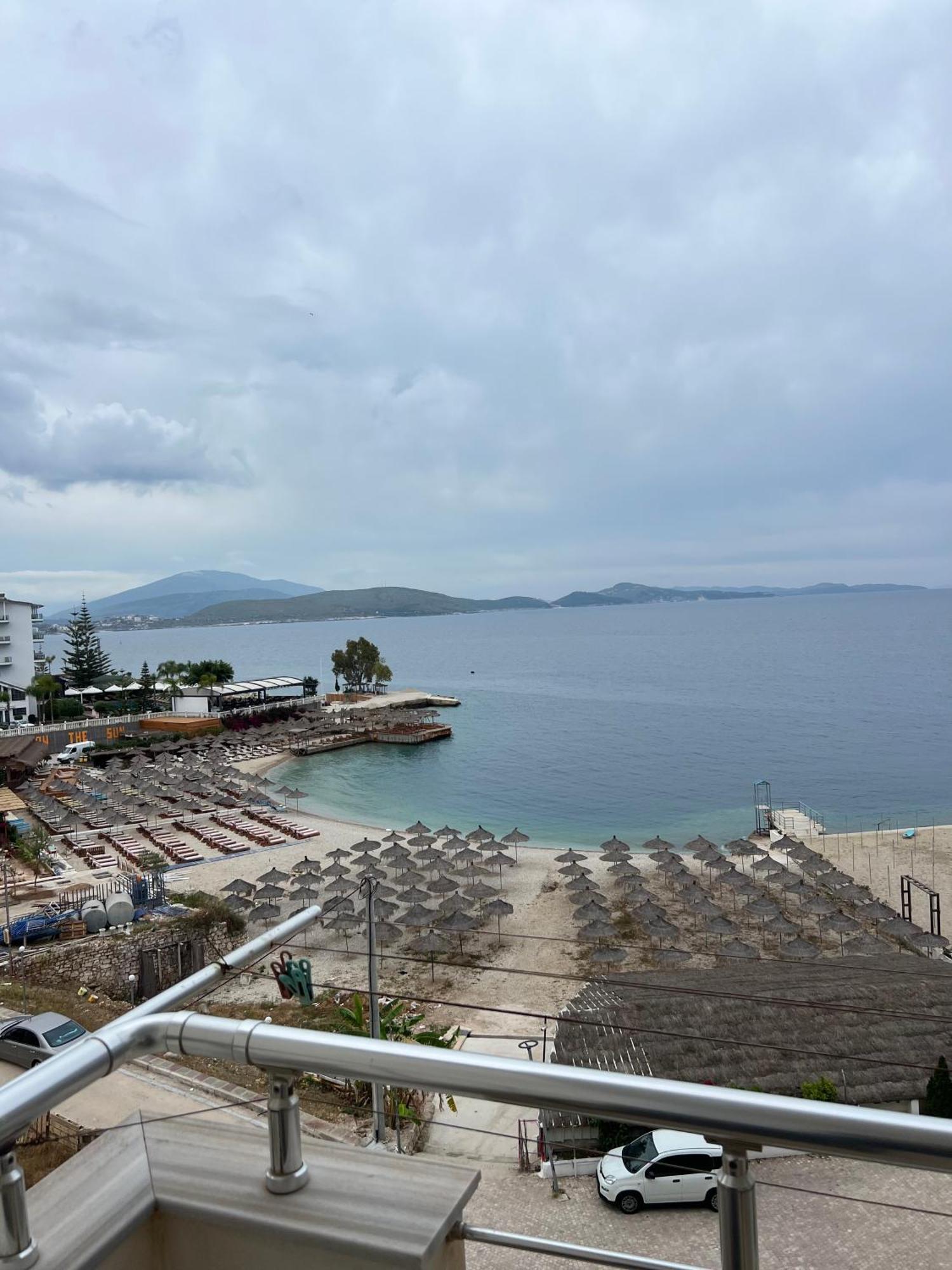 Majki Beach Apartments Sarandë エクステリア 写真